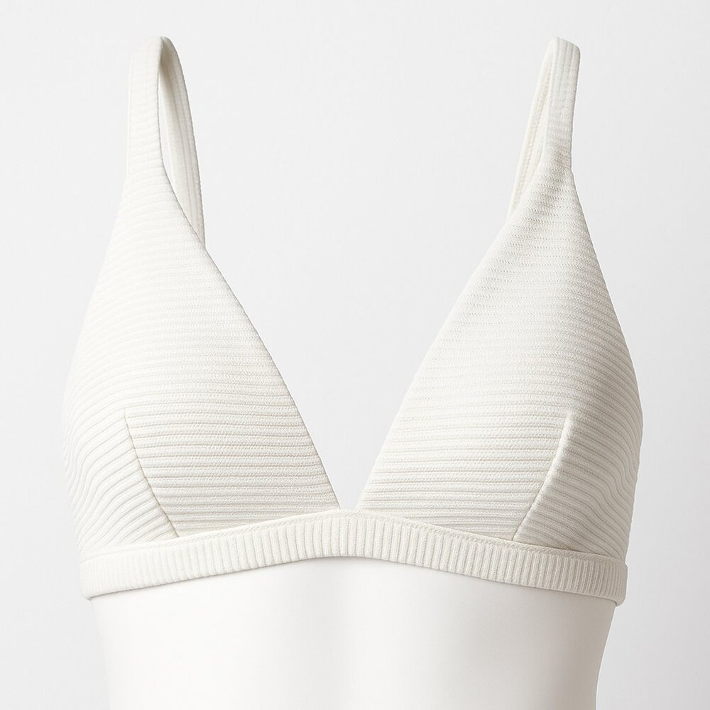 L*Space Ribbed Triangleโ Bikini Top โ White Womenโs Size M - NWOT